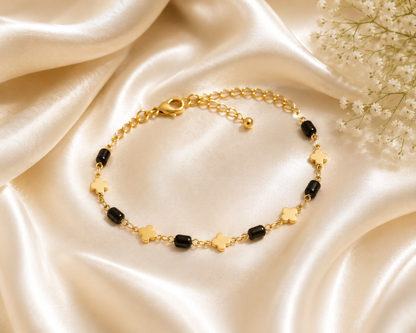 Noir Clover Anklet