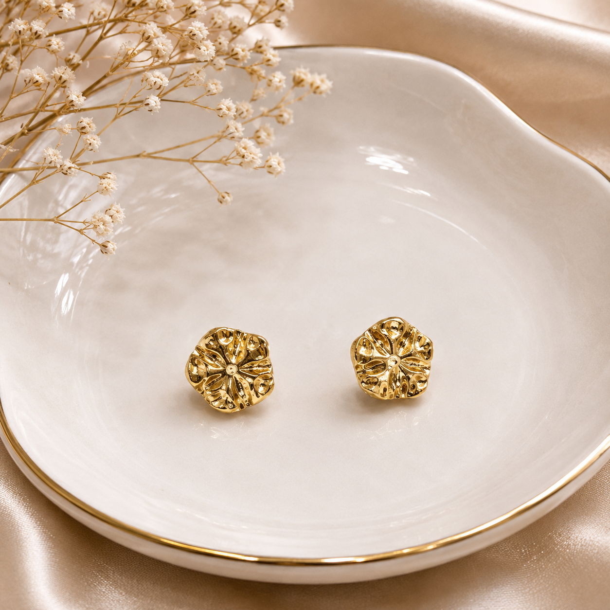 Vintage Gold Floral Stud Earrings