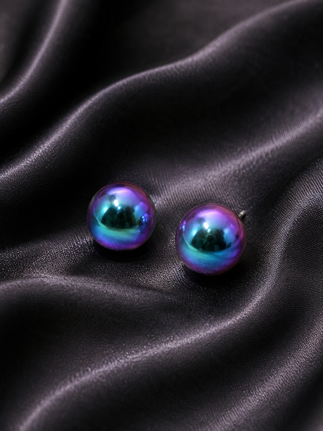 Aurora Pearl Stud Earrings