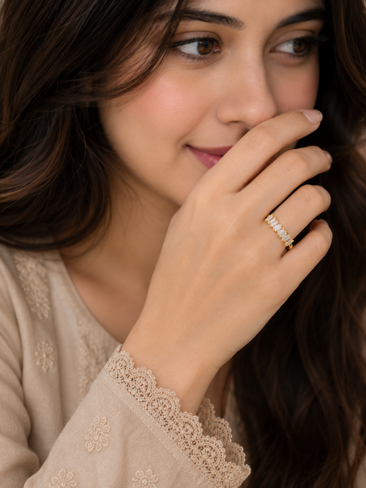 Inlaid White Glass Golden Ring