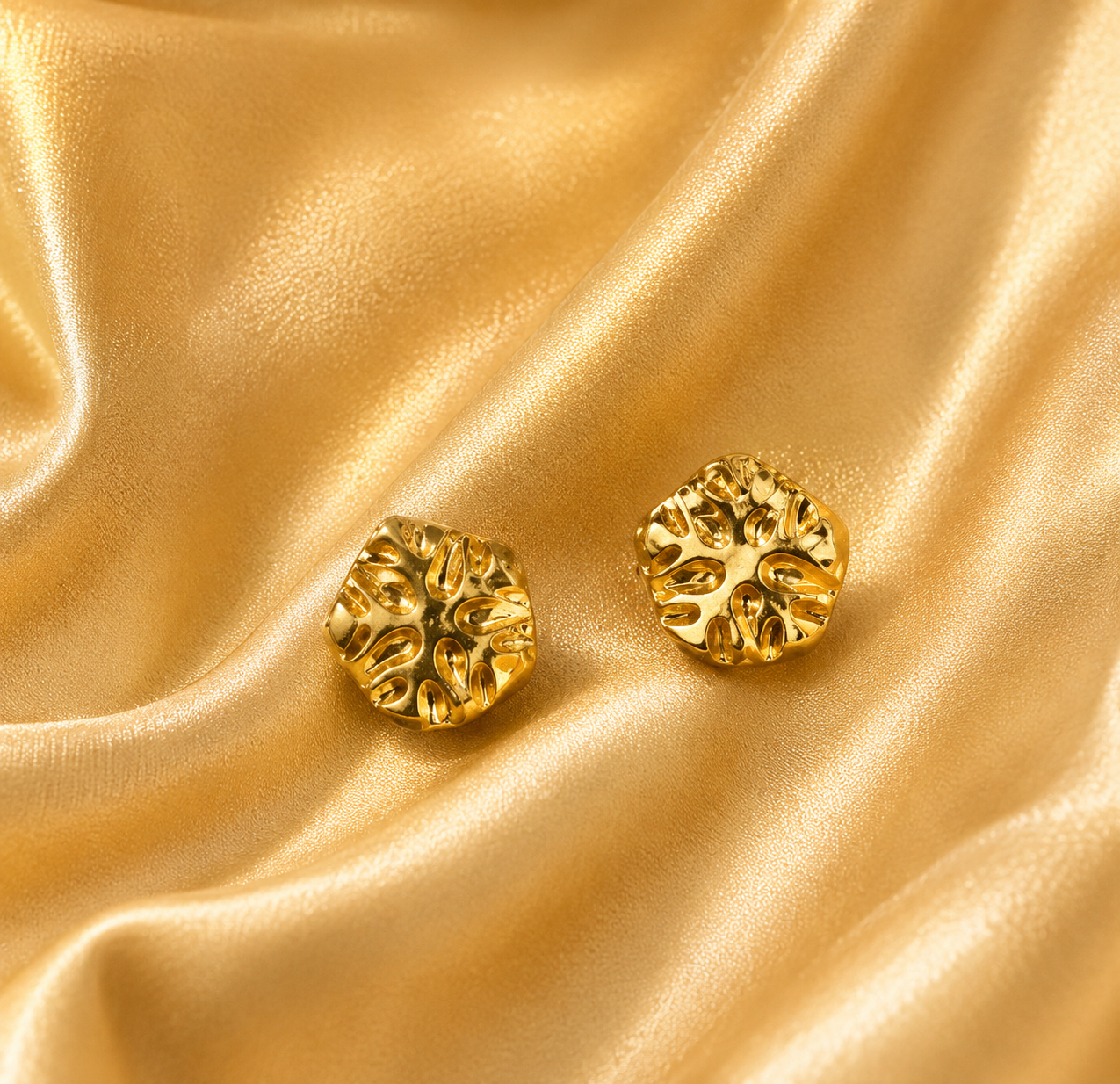 Vintage Gold Floral Stud Earrings