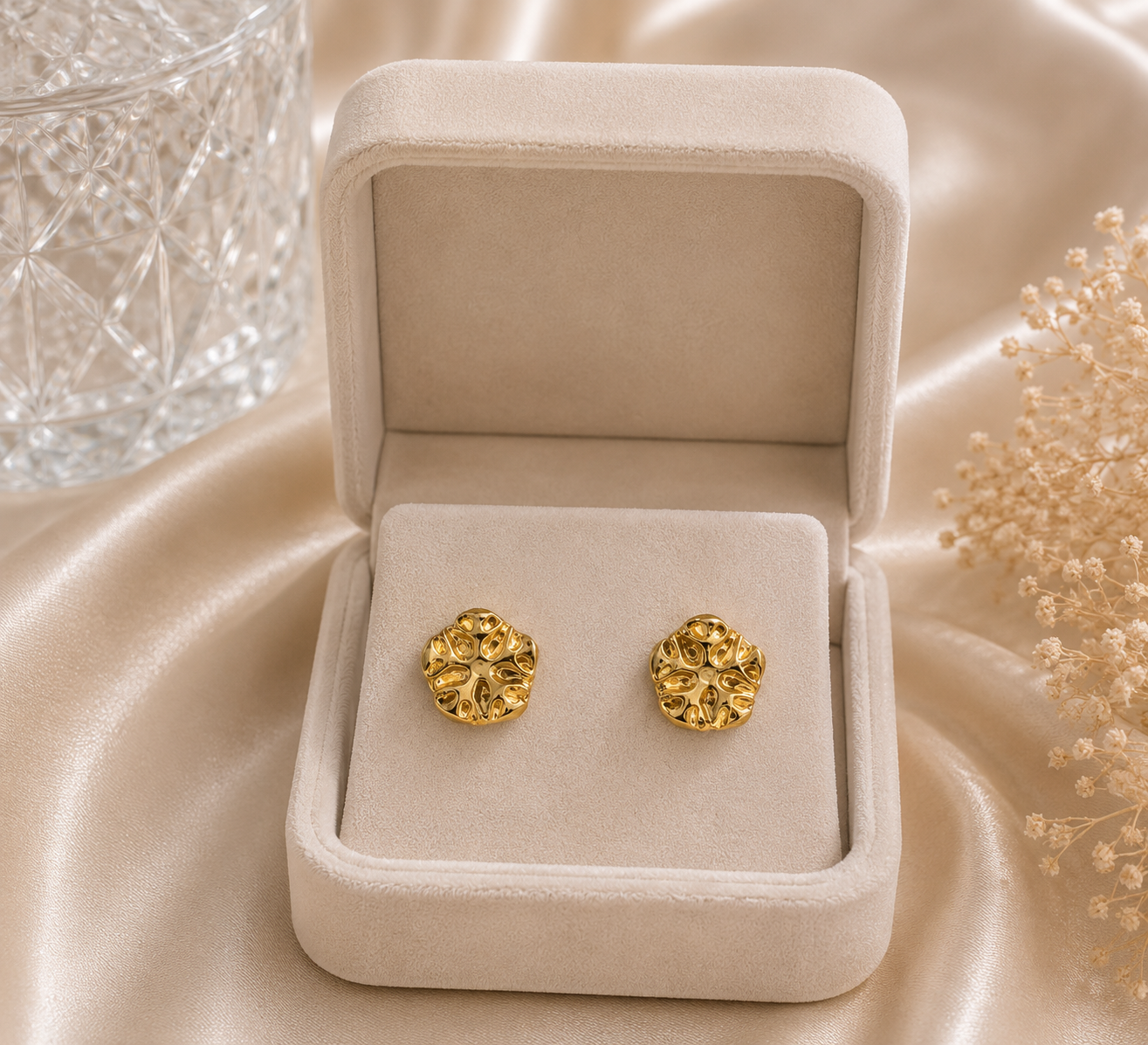 Vintage Gold Floral Stud Earrings