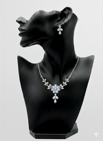 Luxury Silver Zirconia Flower And Leaf Choker Set
