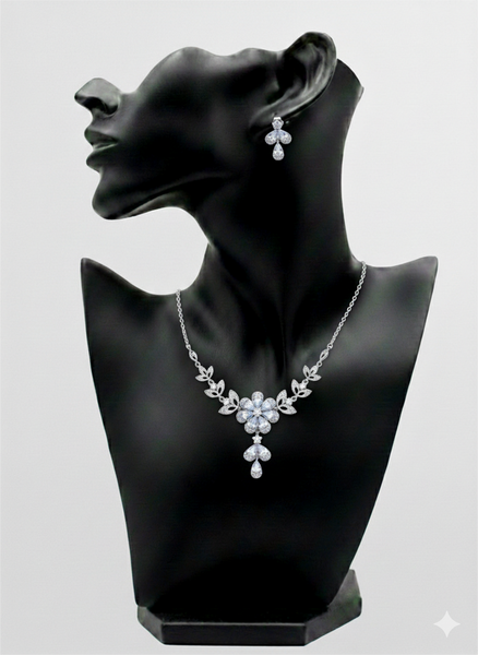 Luxury Silver Zirconia Flower And Leaf Choker Set