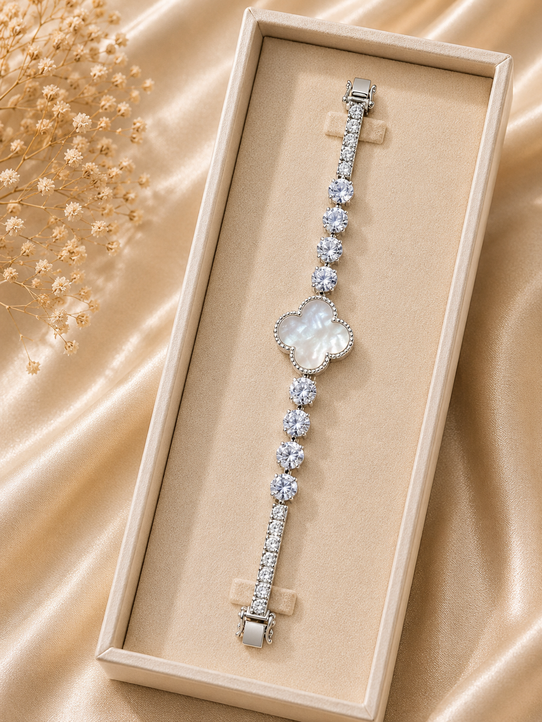 Lavender Clover Crystal Bracelet