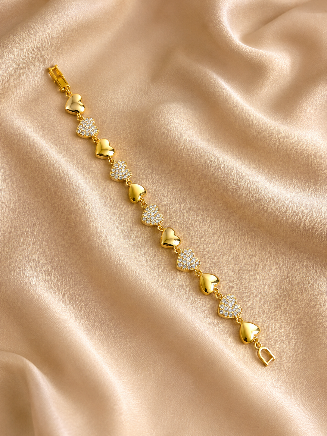 Golden Heart Sparkle Bracelet
