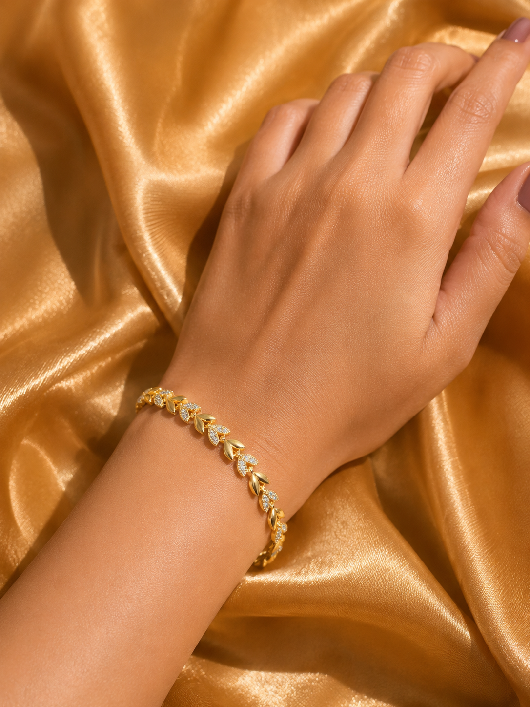 Golden Leaf Heart Bracelet