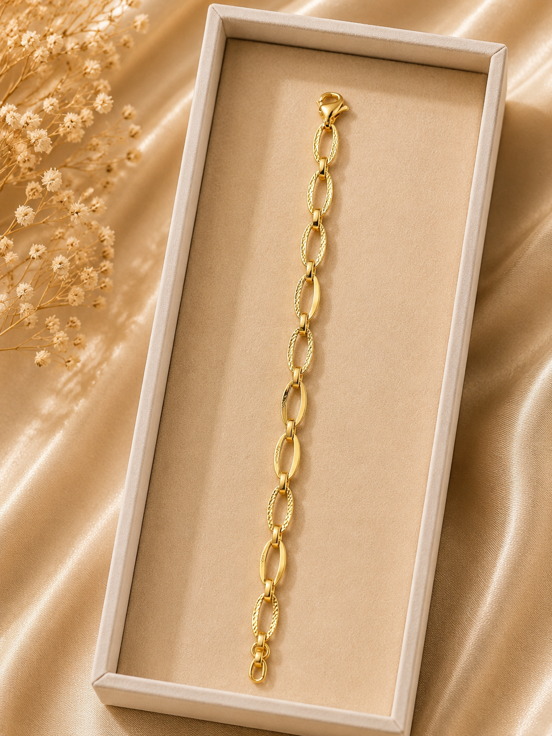 Classic Gold Link Bracelet