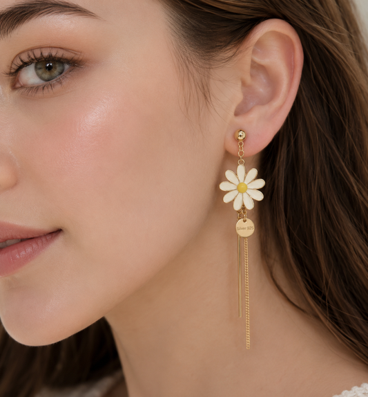 Daisy Charm Tassel Earrings
