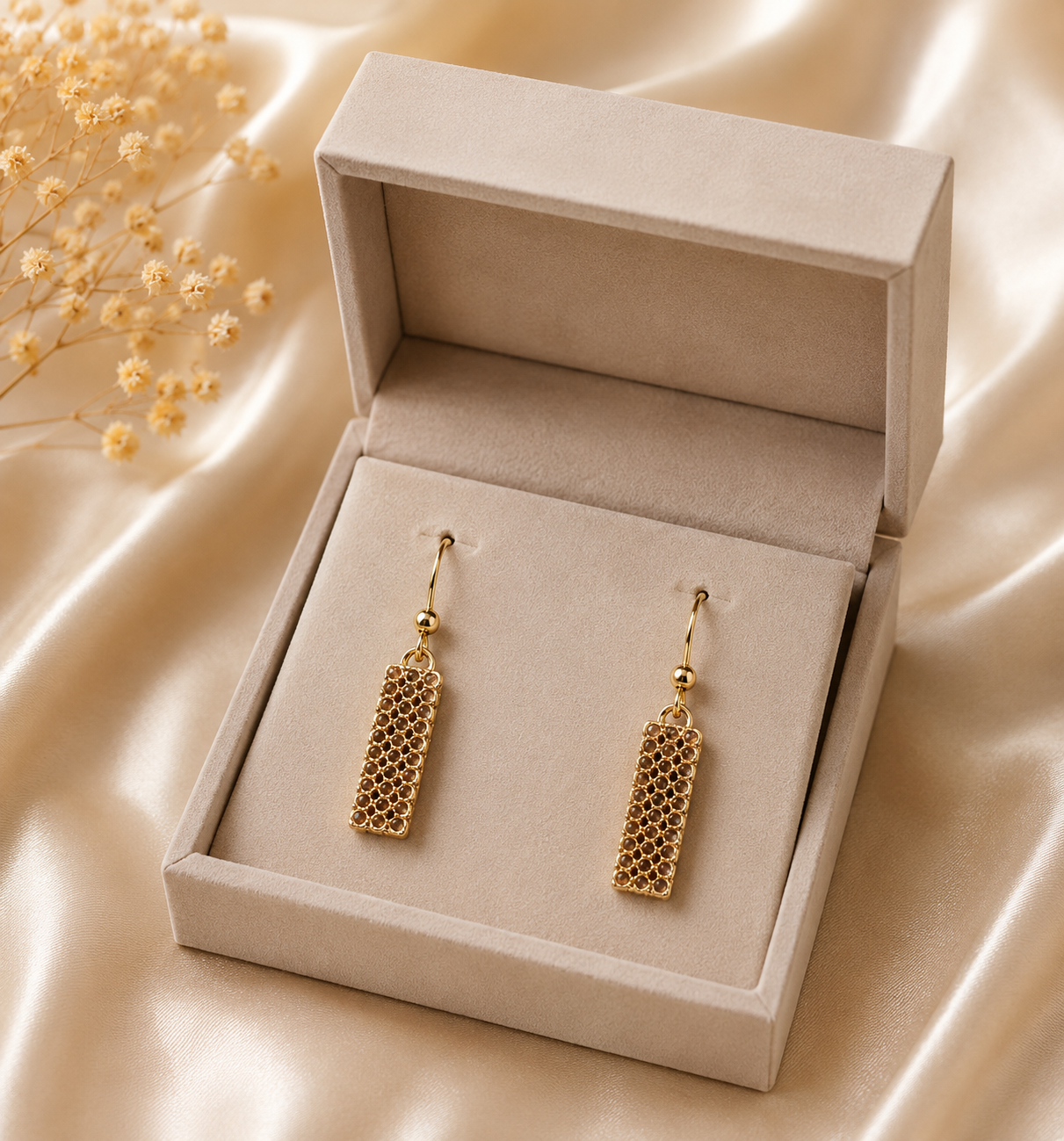 Golden Mesh Bar Drop Earrings