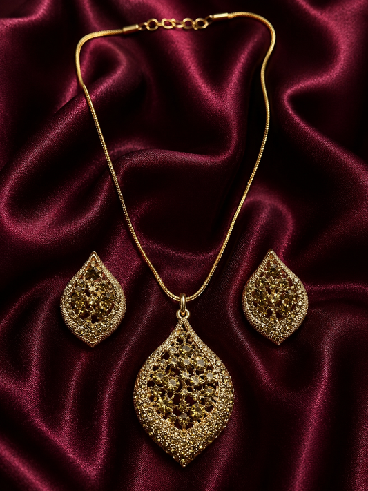 Golden Leaf Filigree Pendant Set