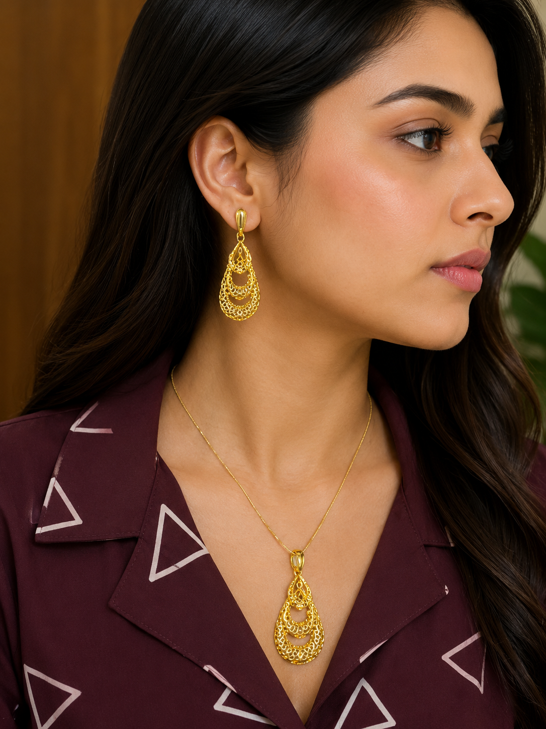 Golden Cascade Filigree Pendant Set