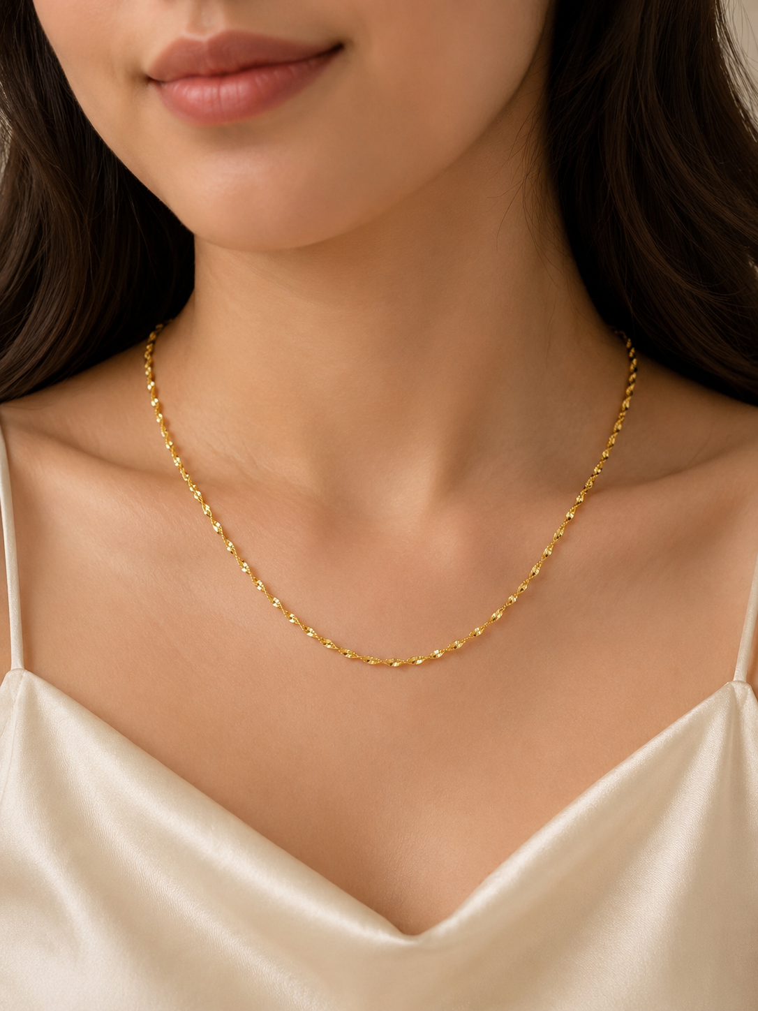 Gold-plated Twisted Neck chain